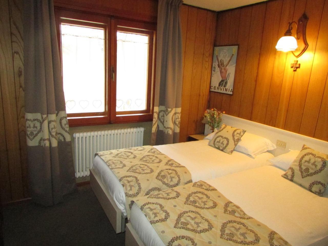Hotel Meuble Meridiana Valtournenche Kültér fotó