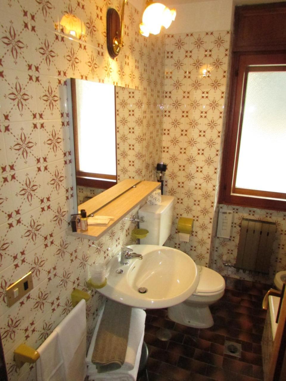 Hotel Meuble Meridiana Valtournenche Kültér fotó