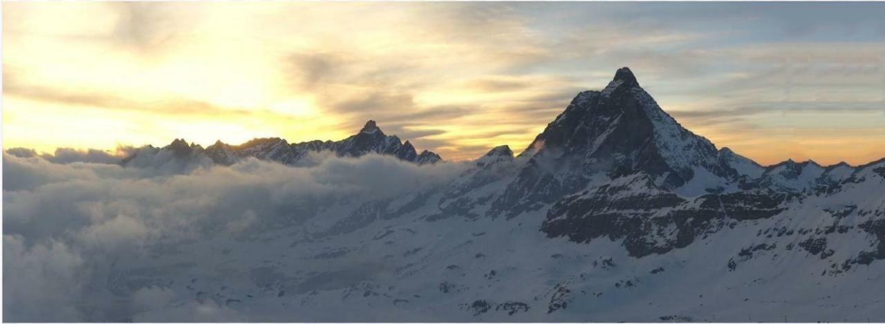 Hotel Meuble Meridiana Valtournenche Kültér fotó